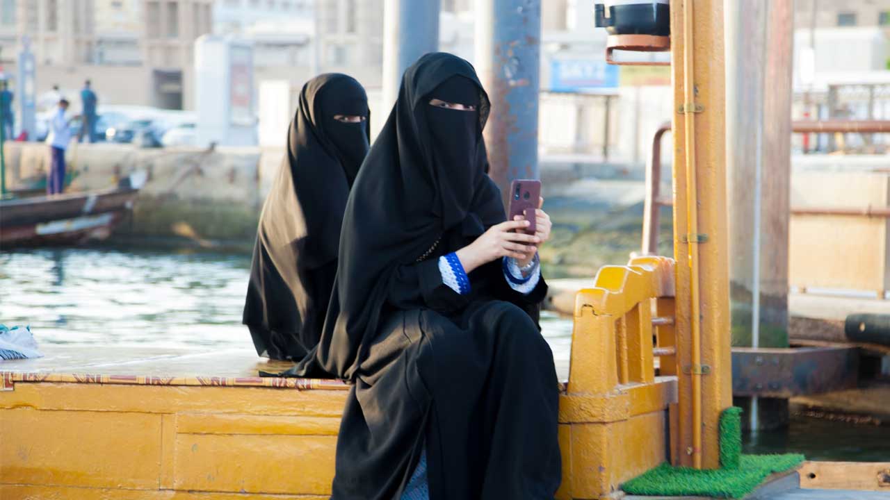 10 Oleh-Oleh Khas Arab Saudi yang Wajib Dibawa Pulang dari Tanah Suci