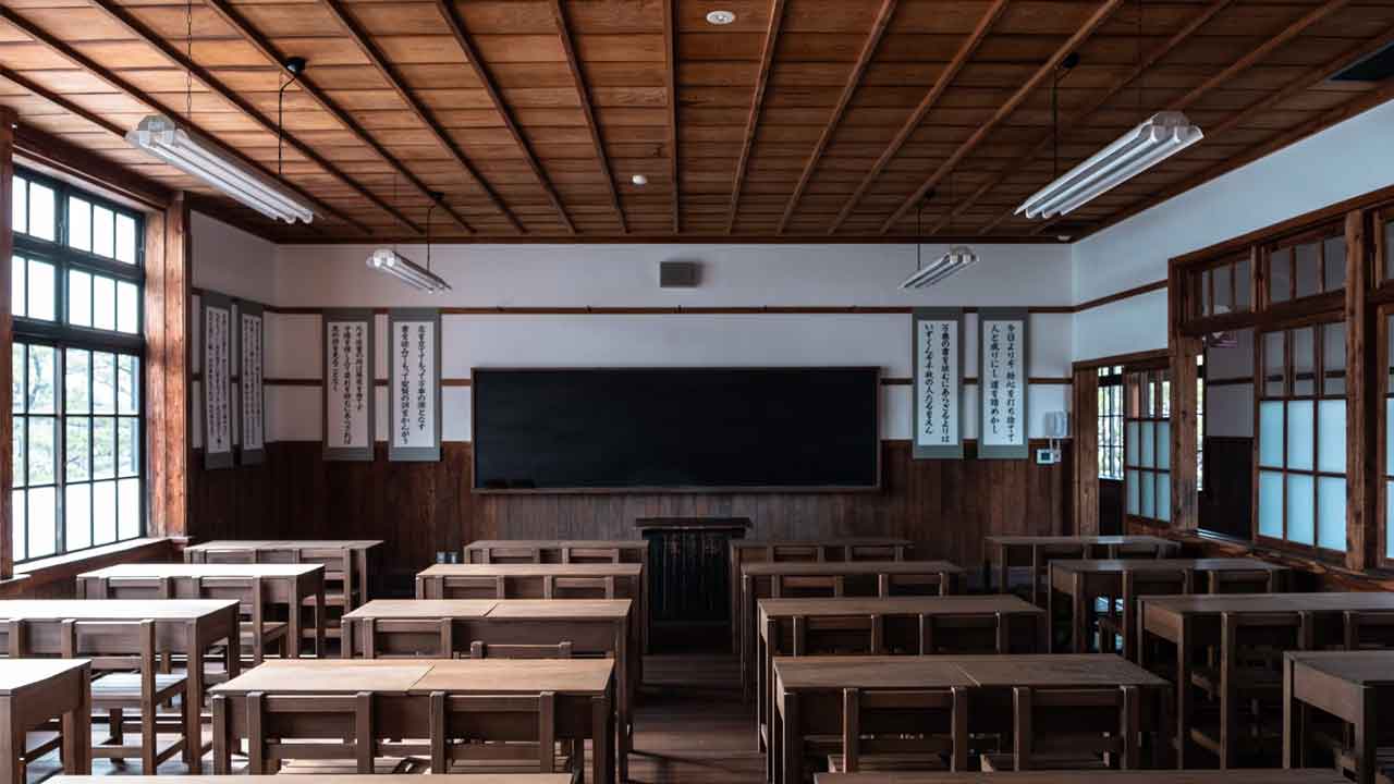 Bagaimana Sistem Pendidikan di Jepang Membentuk Karakter Disiplin Sejak Dini